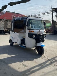 سلام وعليكم تكتك للبيع موديل 2021 تكتك كامله مكمله مابيه اي نقص مرقم ر...