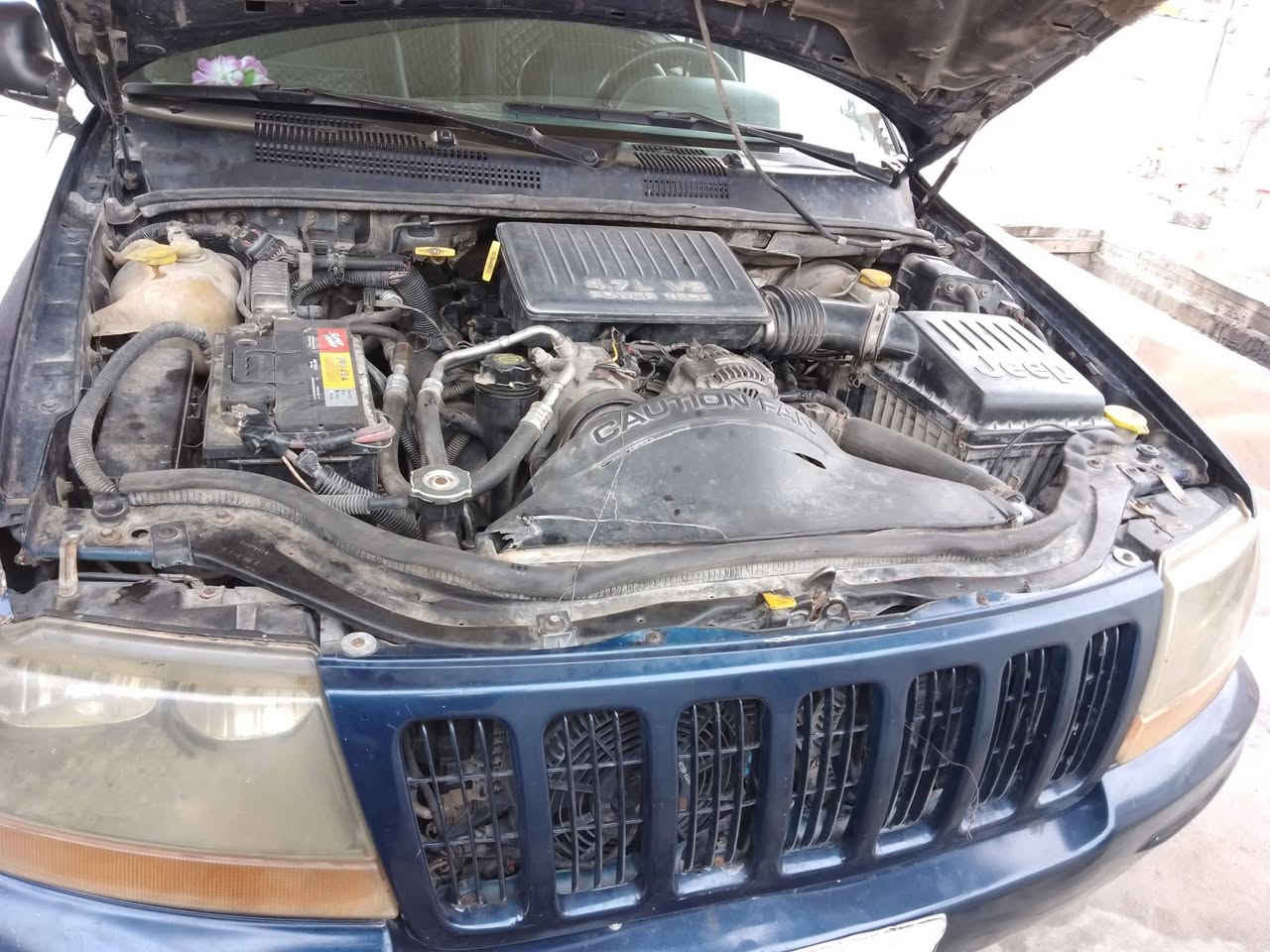 جيب شيروكي للبيع مديل 2000 سنويه لي 27 تنتهي مكينه جديده توهةشادها
تحويل وكاله  رقم  ***********
