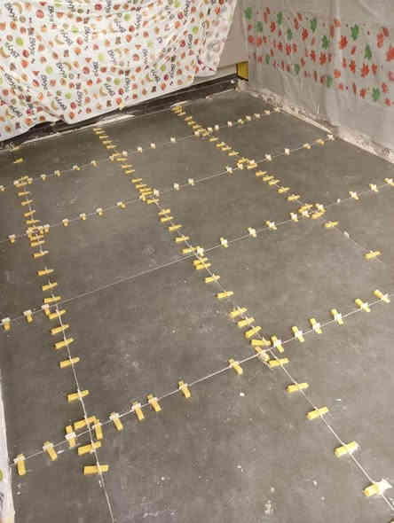 كادر مختص في مجال تطبيك البورسلين والسيراميك والكرانيت والمرر في خدمتكم *********** البصرة
