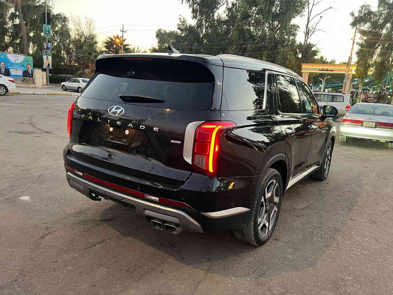 بلسايد مديل 2024  بريميوم فتحه كامرات 360درجه وارد امريكي رقم مؤقت قطعتين صبغ وجاملغين اصلي نفس لون شاصي مكفول لغد مكفلول فور ويل موجوده سياره بالبصره سعر 235 للستفسار ***********
