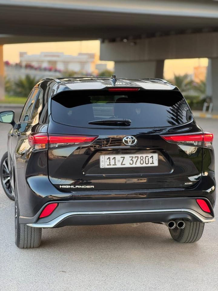 يالله السلام عليكم تيوتا هايلندرxse 2022للبيع او مراوس بسياره اقل 
6سلندر 
٧راكب 
فتحه سقف 
كشنات جلد 
كشنات تدفئه كهرباء 
شاشه جبيره 
سماعه GBL
رادار جانبي امامي 
توقف ذاتي 
السياره فول مواصفات 

سعر السياره290وبيه مجال بصيط
***********
