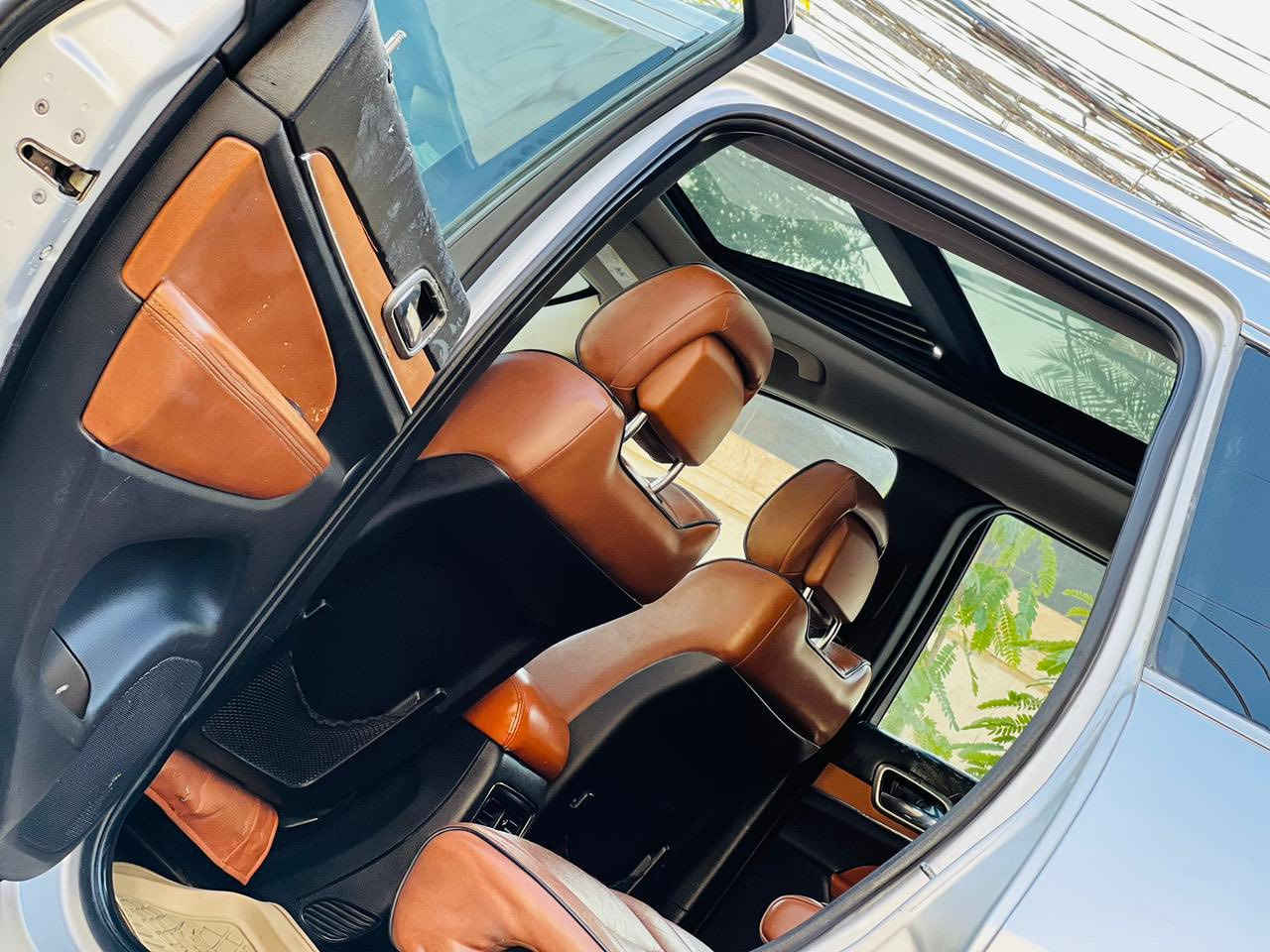 سلام عليكم ورحمة الله وبركاته
#بيع#أومراوس حسب القناعه

جيب لاريدو  فول موصفات وارد امريكي السياره طختهاا بأمريكاا جاملغ الخلفي جه السايق بدون دواخلل شرط  

صار بيهاا بل عراق صبغ حزام اثرر جراد لا طخه ولا شيي حته التكم ما بيهاا صبغغ سياره حسلل حلوه 

1-فتحت سقف 

2-اشاير بل مري 

3-مري هيتر

4-تشغيلل عن بعدد

5-تحكم ستيرن جهتين 

6-استيرن كهربائي 

7-فئت السيارة لمتدد 

حداديه السياره جديده قبل فتره مشتغلهاا 

السياره4x4

تحويل مباشرر  رقم بغداد السنويه لحد 2029

مكان السياره الانبار هيت 

السعر 13$الف دولار 

رقم المبايل *********** غزوان سليم 

ملاحضه الي ع البطانه مال الباب لاسق وليس شخوط
