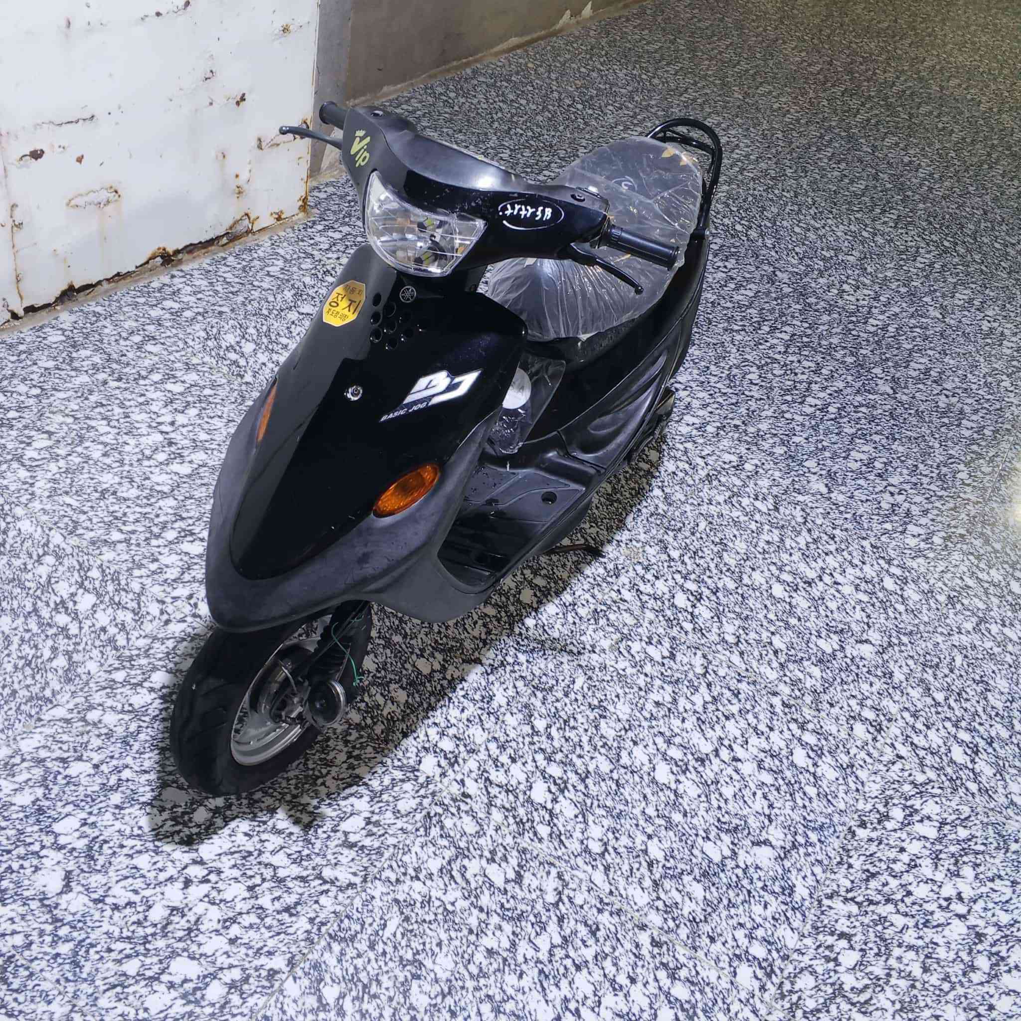 سلام عليكم دراجه 9زروف للبيع كله شغاله من طول لطول ما صاله هواي من طالع ***********
