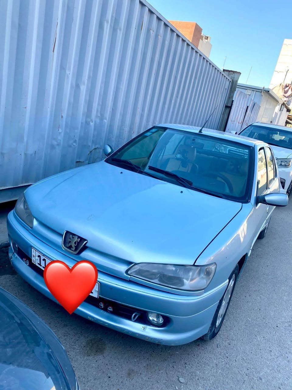 السلام عليكم..
بيجو ٣٠٦ فرنسي موديل ٢٠٠٣ كير ومحرك مكفولات 
السعر 47$ العنوان بغداد / ***********
ملاحظة / السيارة مصبوغة عام اثر جراد بدون معجون بغداد, العراق
