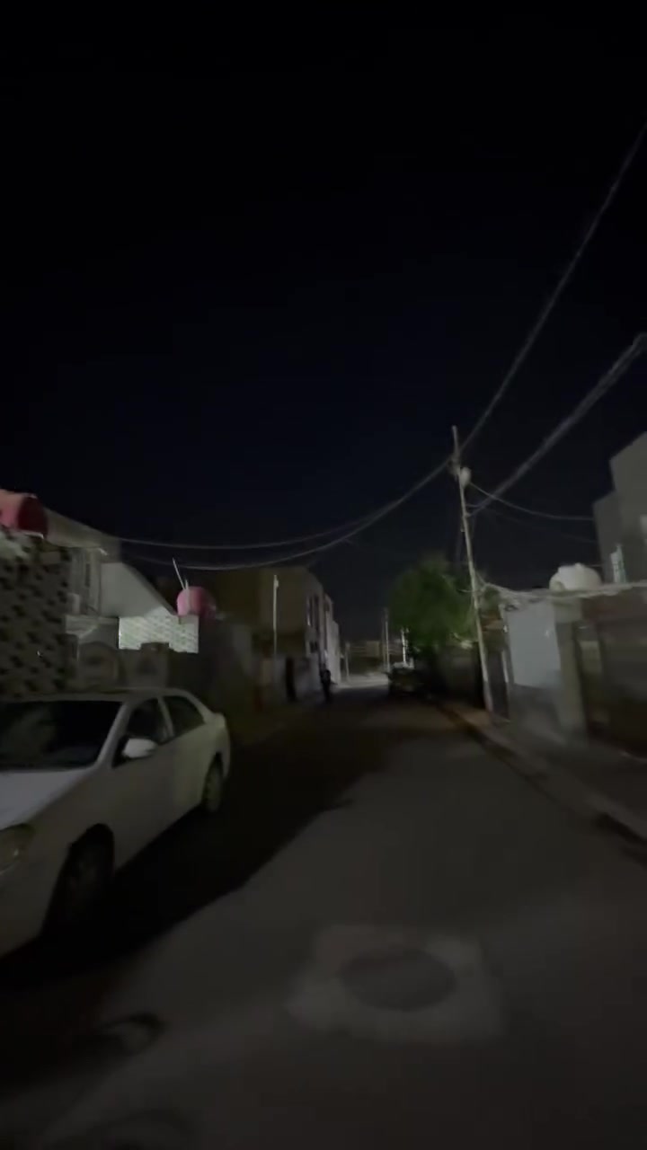 🏡 بيت للبيع – فرصة مميزة في حي الفرات 🏡

📍 الموقع: حي الفرات – شارع شركة حمورابيخلف أسواق الجوهرة

📐 المساحة: ١٣٨ متر

✨ جميع تفاصيل البيت موضحة بالكامل داخل الفيديو

📞 للاستفسار والاتصال:***********

🔥 موقع ممتاز وسعر مناسب للراغبين بالسكن أو الاستثمار
