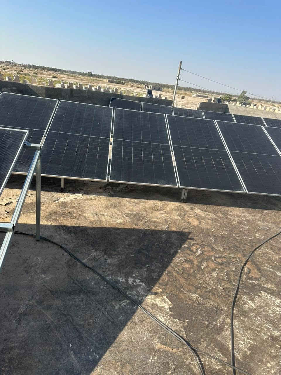 اليوم الثلاثاء الموافق 21/07/2026
تم بعون الله إكمال نصب  وتشغيل ثلاث منظومات  للطاقة الشمسية . 
* المنظومة الأولى: في #قضاء #مندلي. #النگيب
تجهز 60 أمبير نهارا  35 أمبير ليلا وتتكون المنظومة من:-
1-ألواح شمسية عدد 30 قدرة اللوح الواحد 620 واط
2- بطارية نوع ليثيوم عدد 3 قدرة البطارية الواحدة 15 كيلو واط بمجموع 35 كيلو واط 
3- أنفيرتر عدد 2 قدرة 12 كيلو واط
4- بورد خاص بالمنظومة متكامل الحماية
5- هيكل حديد مغلون مقاوم للصدا

* المنظومة الثانية. في #قضاء #مندلي. #النگيب
منظومة زراعية لتشغيل غطاس بشكل مباشر  على الألواح 

تجهز 12 أمبير نهارا  وتتكون المنظومة من:-
1-ألواح شمسية عدد 6 قدرة اللوح الواحد 620 واط
2- أنفيرتر قدرته 8 كيلو واط
3- بورد خاص بالمنظومة متكامل الحماية
4- هيكل حديد مغلون مقاوم للصدا

*المنظومة الثالثة. في #قضاء #مندلي. 
تجهز 10 امبير نهارا و 6 امبير ليلا وتتكون المنظومة.  

1-الواح شمسية عدد 5 قدرة اللوح الواح 620 واط
2-بطارية نوع ليثيوم قدرتها 5 كيلو واط
2- أنفيرتر  قدرته 6 كيلو واط
3- بورد خاص بالمنظومة متكامل الحماية
4- هيكل حديد مغلون مقاوم للصدا

#ملاحظه: لانعمل ببطاريات التجميع الرديئة. 

بإدارة #عمر #ياسين 
و #حسن #شيرازي 
للأستفسار أكثر الأتصال او مراسلة الأرقام  التالية
***********
***********
