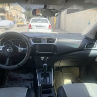 نيسان سنتر امريكي ٢٠١٩ رقم بغداد بأسمي  رقم جديد   مواصفات sv  محرك ١٨...