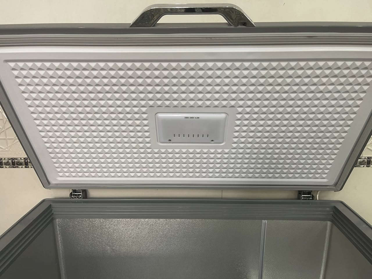 السلام عليكم مجمده للبيع جديده نضيفه جداً السعر ٣٠٠ العنوان كربلاء


**إذا كنت صاحب هذا الإعلان وتريد حذفه لأي سبب، رجاءا أرسل رسالة إلى الدعم الفني**