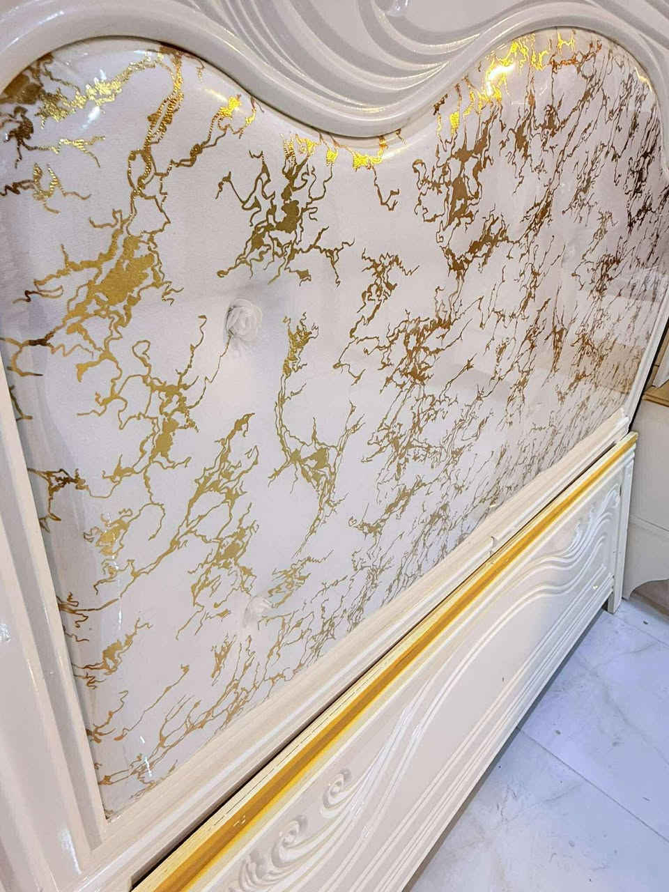 غرفه بيضه صبخ حراري 
تصميم تركي شغل وسط 
السعر ٩٥٠ ٩٠٠ قفل
شد نقل داخل بغداد مجاني 
نضافه ١٠٠ مستعمل يوم واحد 
غرفه كيوت حلوه


**إذا كنت صاحب هذا الإعلان وتريد حذفه لأي سبب، رجاءا أرسل رسالة إلى الدعم الفني**