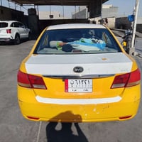 سياره بي واي دي جي 3 محور كورلا ١٨٠٠ تبريد شغال صدر نص غرامات وهيئه عل...