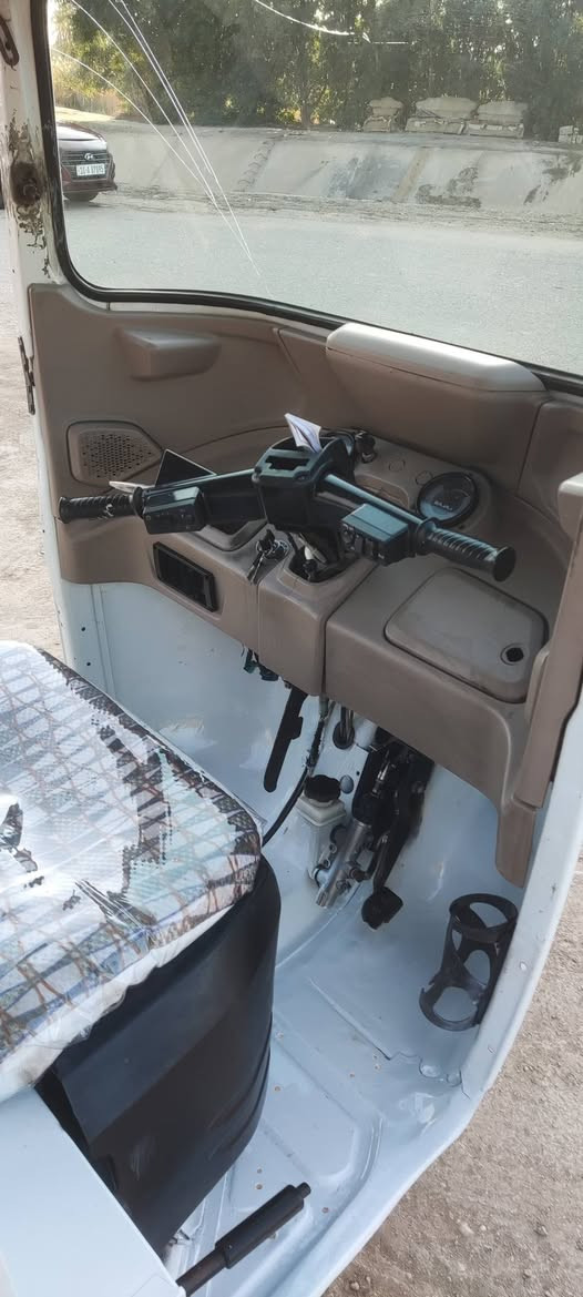 سلام عليكم شباب تكتك  البيع موديل 21 الشراي بي خير ويدلل تكتك جاهزه ماناقصه برغي كبل الشارع لا تنقيص ولا تبخير رقم التكتك رقمه كربله بس لاوحات بعدني ما مستلمهن امعمر الدوس مالته الشراي بي خير ويدلل مكاني كربلاء طوريج سعره 6750 وبيه مجال بسيط رقمي ***********
