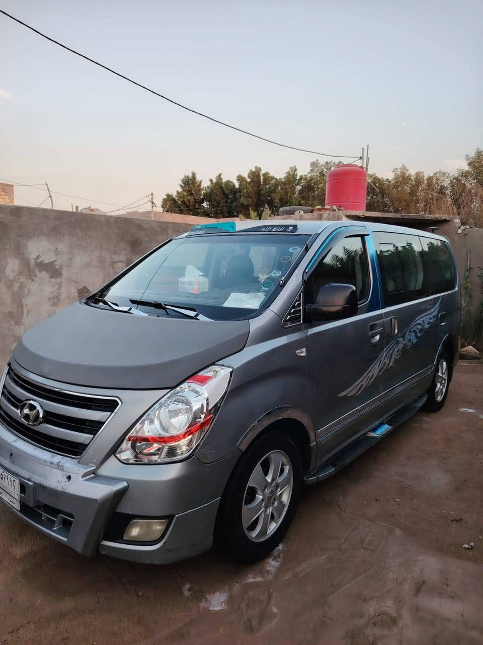 السلام عليكم سياره ستاركس للبيع 2014 كفاله عامه مكينه 12 سبلااين تخم تاير حداديه جديده العنوان البصره ***********
