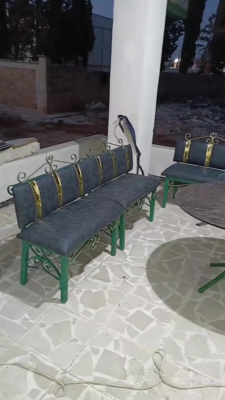 حلب كفر ناها كراسي للمزارع مشان المستجرين ما يكسرولكن  الكراسي 😅


**إذا كنت صاحب هذا الإعلان وتريد حذفه لأي سبب، رجاءا أرسل رسالة إلى الدعم الفني**