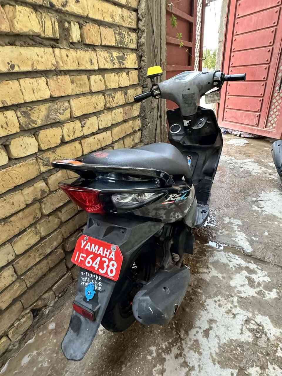 السلام عليكم عندي ماكس مضلع نوزل موديل 10 دراجه اي نقص مابيها دراجه خير من الله شلعه معدل خير من الله مكينه خرسه مكينه ممفتوحه جيب 10 فيتريه وياك وتعال شوف اذا مفتوحه تاخذها بلاش تجي تشوف بعينك دراجه احلى من الصور الختم واحد ويه المكينه ويه الشاصي كلها بلاديه كهربائياتها كلها بلاديه وشغاله الدراجه مملعوب بيها زيرو ماشيه 23 زيرو  اوراق موجودات مال دراجه الدراجه كلها بلاديه ناقصها بس سايق دراجه على حال الشركه الوكاله مكاني بغداد الدوره رقم الهاتف ***********
