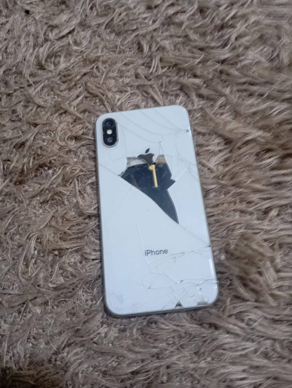 سلام عليكم اجهزه للبيع ثنيناتهن اكس ثميناتهم يحتاج بطاريه واحد ٦٤واحد ٢٥٦واحد يشتغل فيس ايدي واحد ميشتغل 
سعر/٧٥وبيهن مجال شراي تعال خاص
رقمي/***********
مكاني كركرك القادسيه ٢شارع ابو ليد 
توصيل داخل كركوك موجود
