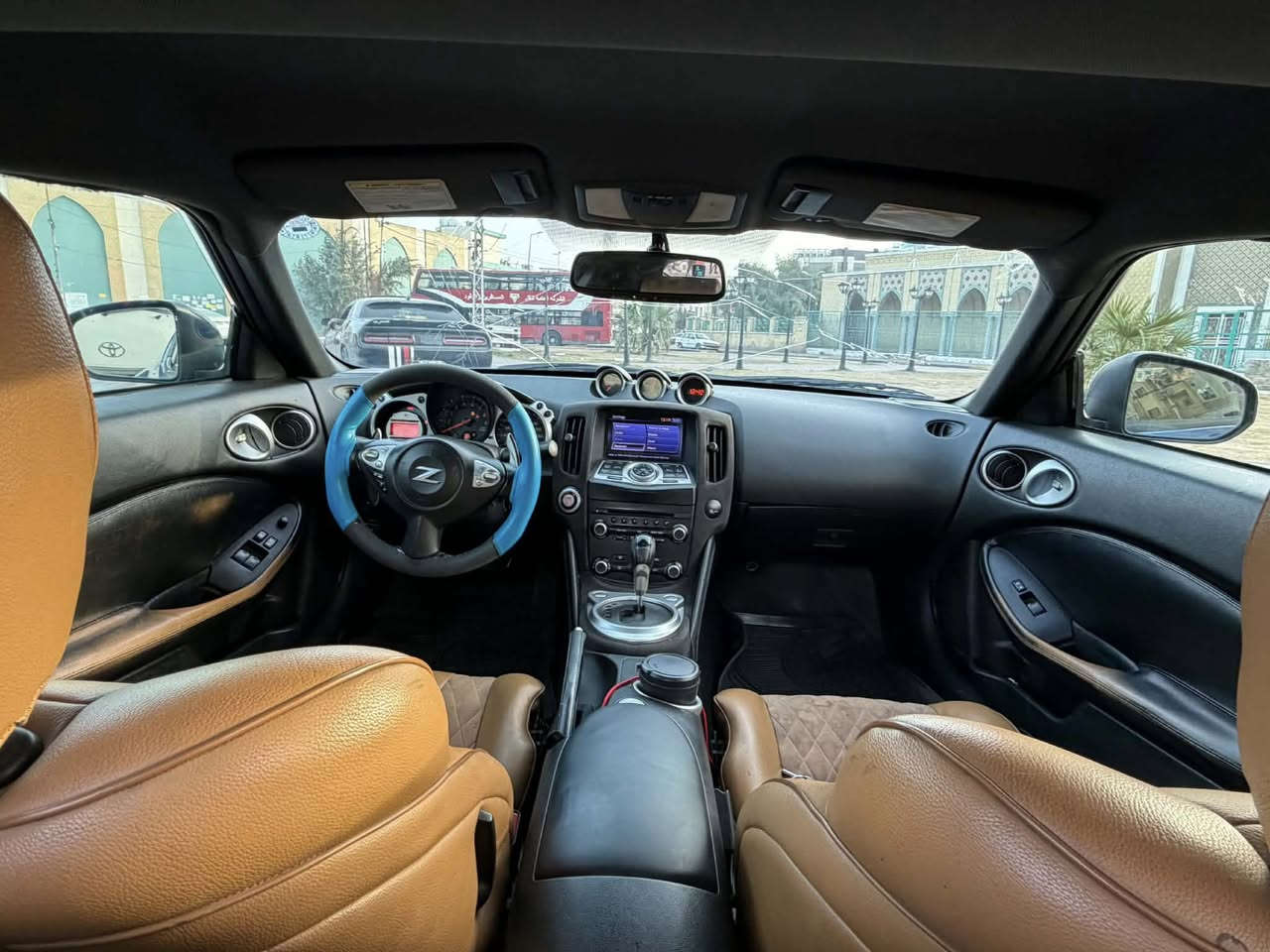 سلام عليكم اعيد النشر بسبب الوعود الكاذبه وتم تخفيض السعر للبيع نيسانZ موديل 2014 سياره جاهزه مابيها نقص مصبوغه عام هزه وسنويه جديده بسمي السعر 95  وبيها مجال مكاني بغداد الاعظميه رقمي ***********
