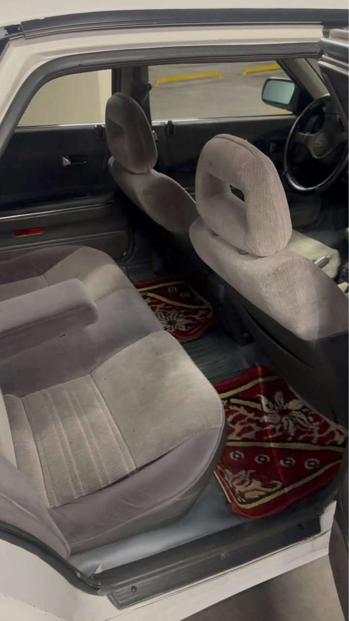 مازدا ٦٢٦ مۆدێل ١٩٩٠ سەیارەکە زۆر جوان و پاک ماوەتەوە بێ کێشەیە ماڵی دۆستە ٢٥٠ مەسرەفی نیە مەکینە ٨بەخە ئەگەر موشتەریت نامە بنێرە ڕەقەم *********** أربيل, العراق
