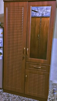 ثنينهن • دواليب