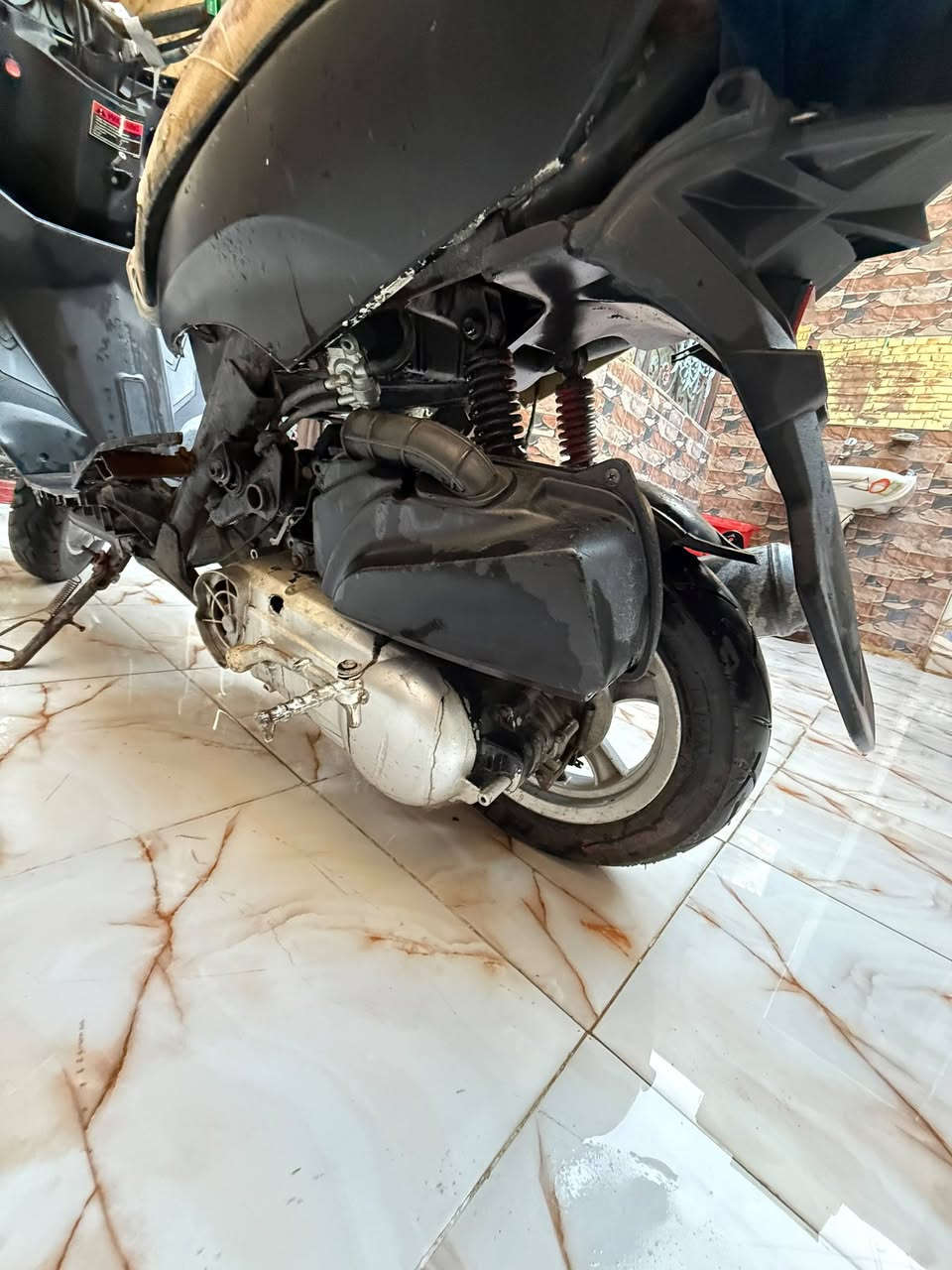 للبيع سكنس صيني دراجه شغاله بوشه 55 مال جر وعر دراجه من ابدل دهن تبخر وره يومين تكطع تبخير تواير توني مبدلهن بنزات جدد  ابيع فحم سعر 1︎︎50︎︎ قفل تواصل واتساب 
‏‪***********‬‏
