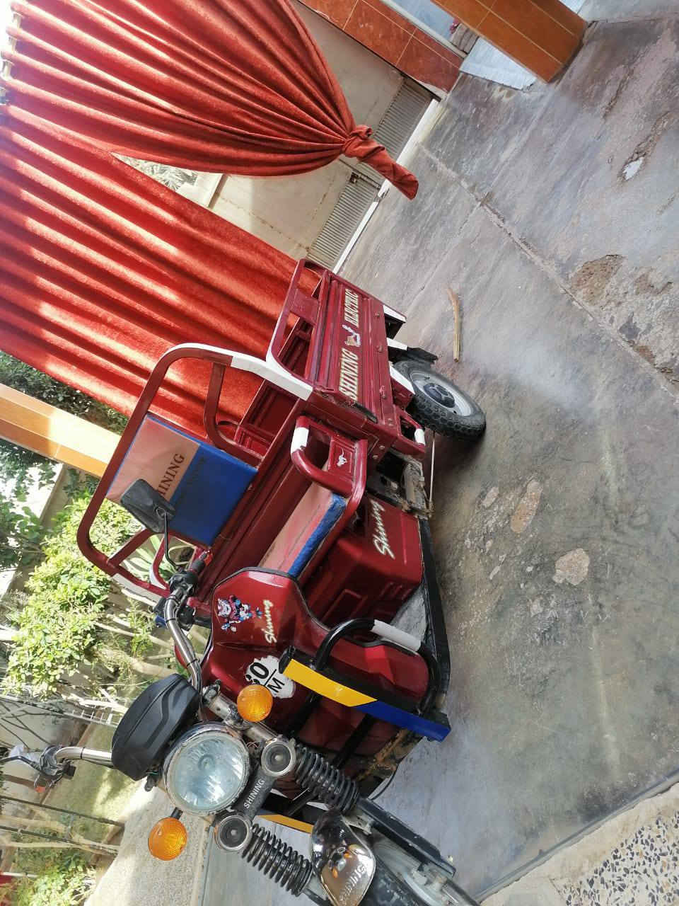 السلام عليكم مكلف بلنشر طرطوره شحن للبيع كهربائياته كله شغاله وبطارياته علئ الفحص للاستفسار اكثر رقم صاحب الطرطوره ‏‪***********‬‏
