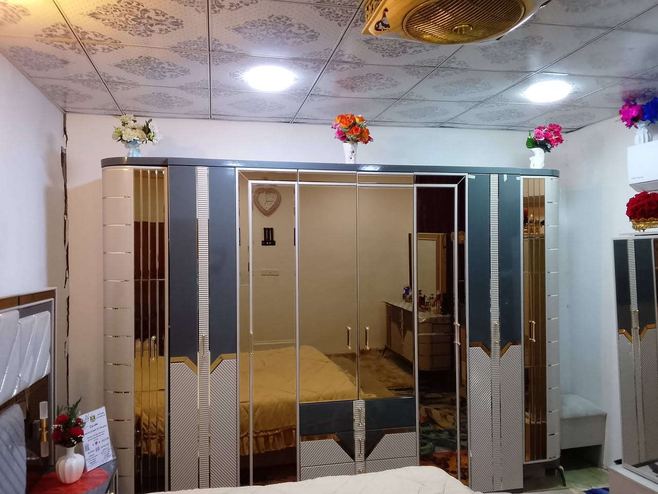 للبيع غرفه تركي 9قطع الغرفه نضيفه حيل وحله من بل صوره سعر مليون 250وبيه مجال العنوان بغداد تاجي
***********
