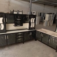 كاونتر ٢٫٥م • سنك مرمر ١٫٥م • توصيل مجاني