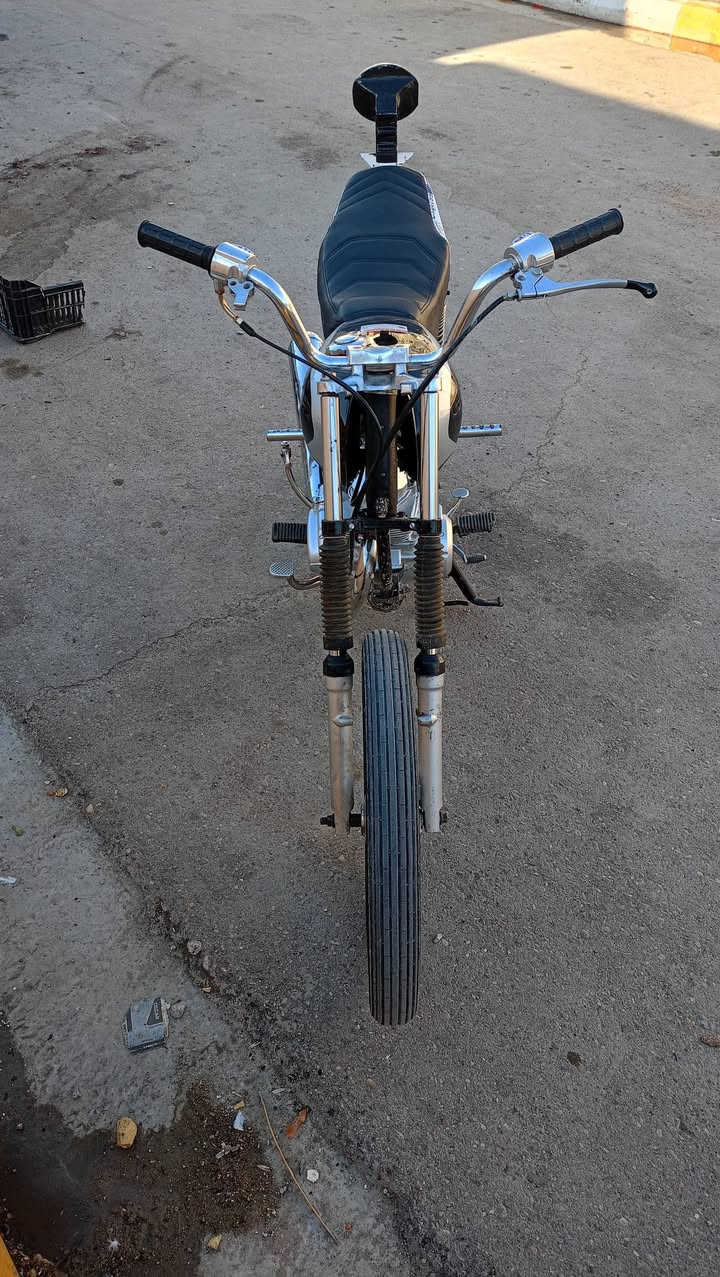 السلام عليكم دراجه للبيع ***********
