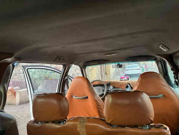 سلام وعليكم/ فورد وند ستار  موديل 2000 للبيع  ميكنه وكير خير من الله  رقم بغداد الألماني تحويل ثاني يوم  سعرها ((32)) بيها مجال مكاني بغداد بوب الشام للاستفسار الاتصال ((***********))
