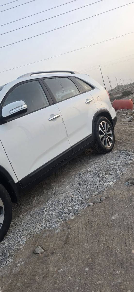 السلام عليكم 
كيا سورنتو 2013 خليجي رقم بغداد بأسمي 
مكفوله كفاله عامه ٦سلندر سبعه راكب ٣قطع تبريد اشاير بالمري بنوراما فول عدا البصمه ماشيه ١٤٠كم
مكاني الديوانيه قضاء عفك 
السعر ١٨٣وبيه مجال 
رقمي ***********
