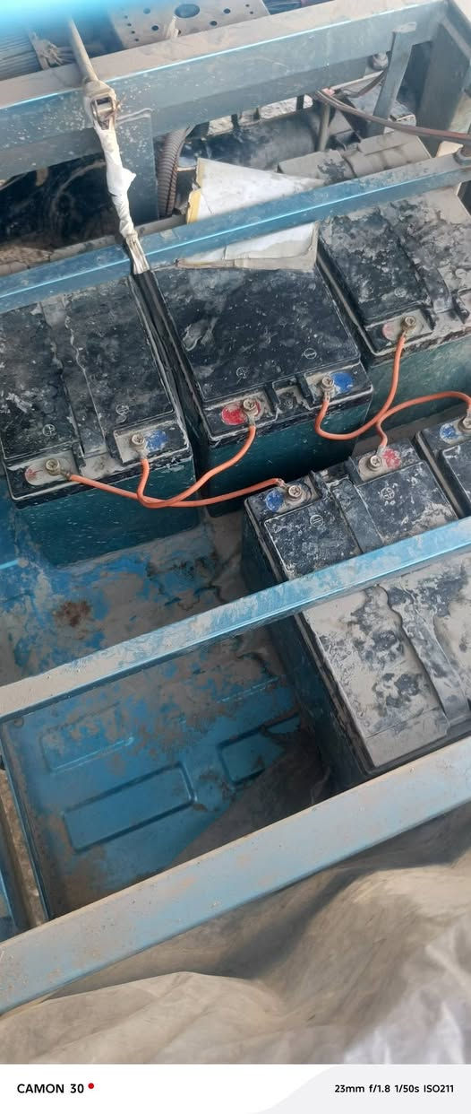 السلام عليكم ستوته شحن موديل 26 اي نقص ما بيها البطاريات الكبار الشعر مليون وربع شراي ينتصر الرقم او واتساب***********
