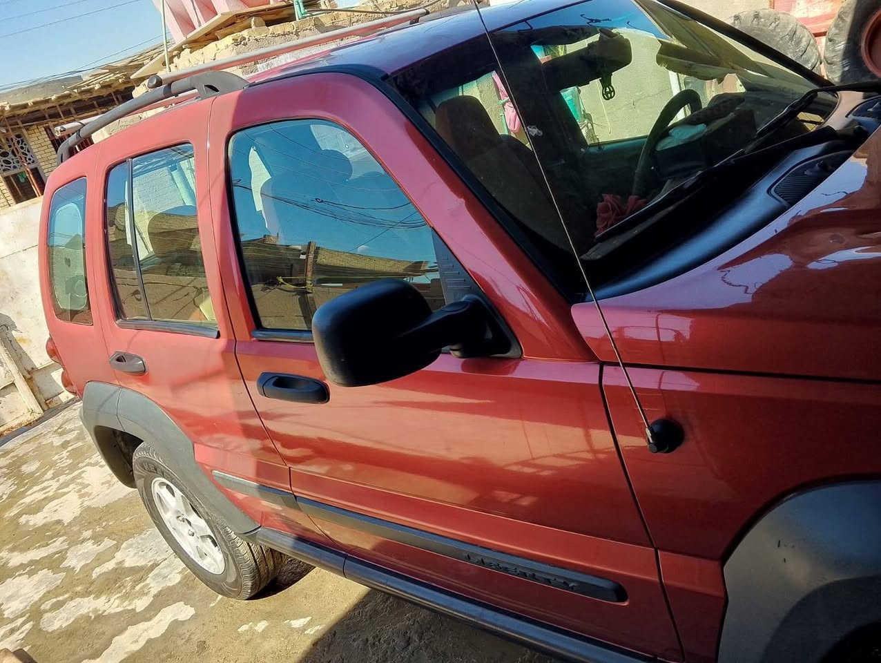 سلام عليكم سياره طيب لبرتي للبيع سياره نضيفه كلش مانقصها اي شي سياره نشطه ترايك وين مايعجبك كير محرك خير من الله تبريد سياره مال جناي صارلها ٤سنين عندي سياره دهن وبانزين مابيها نواقص تخم تاير جدد دوشمه ارضيه وكشنات جلد وسقف جلد تغليف بليلون كله اصلي شاشه سياره خير من الله *********** بغداد, العراق
