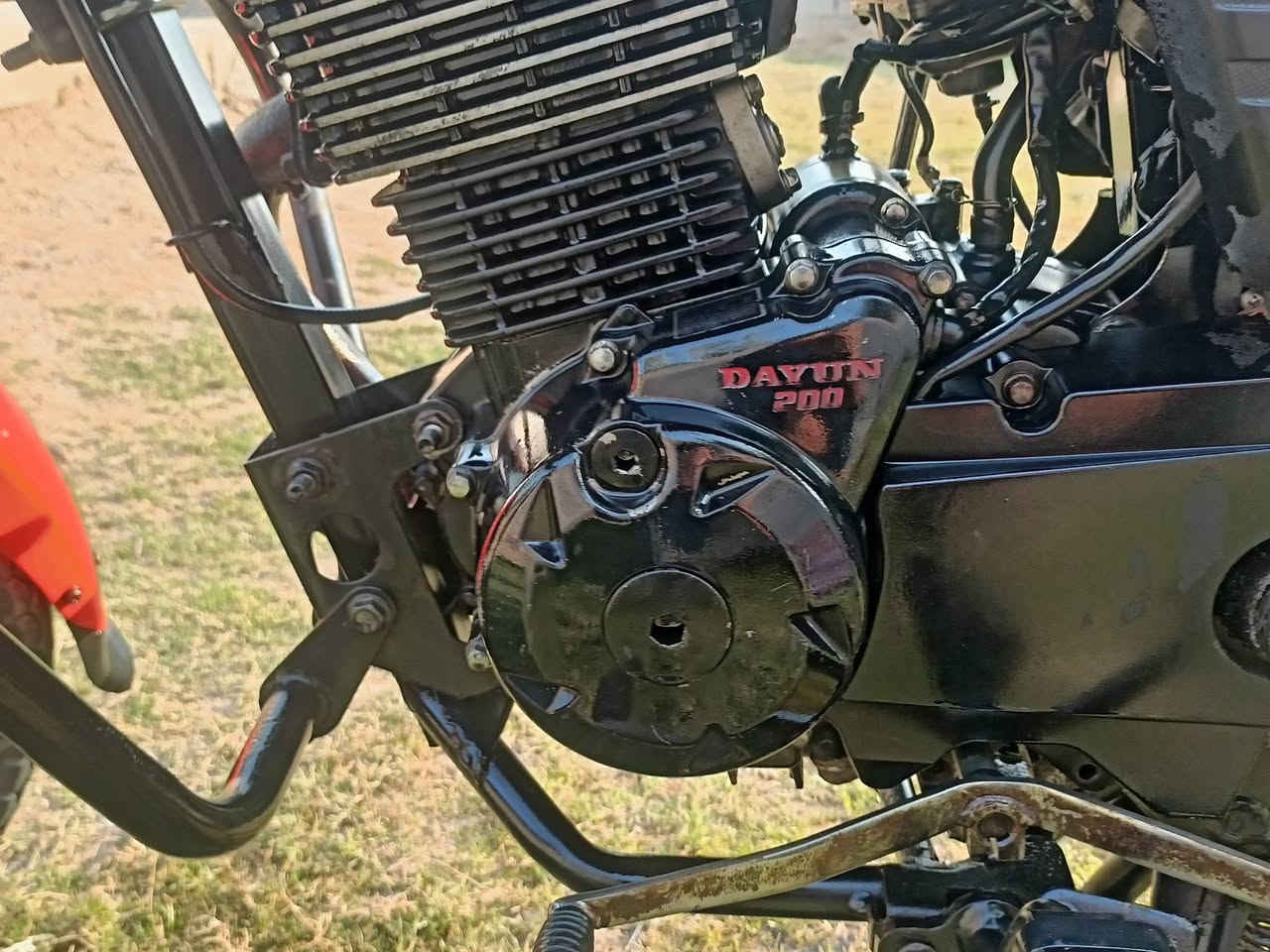 السلام عليكم ورحمة الله وبركاته
درجة دايوان 23 كفاله عامه محرك 200, كتابه حمره اوراق سكنر كامله كهربائيات كلها شغاله السعر 1100 وبيها مجال ملاحظة بدون مراوس محتاج فلوس مكانها واسط ناحية الشحيميه الاستفسار اتصل ***********
