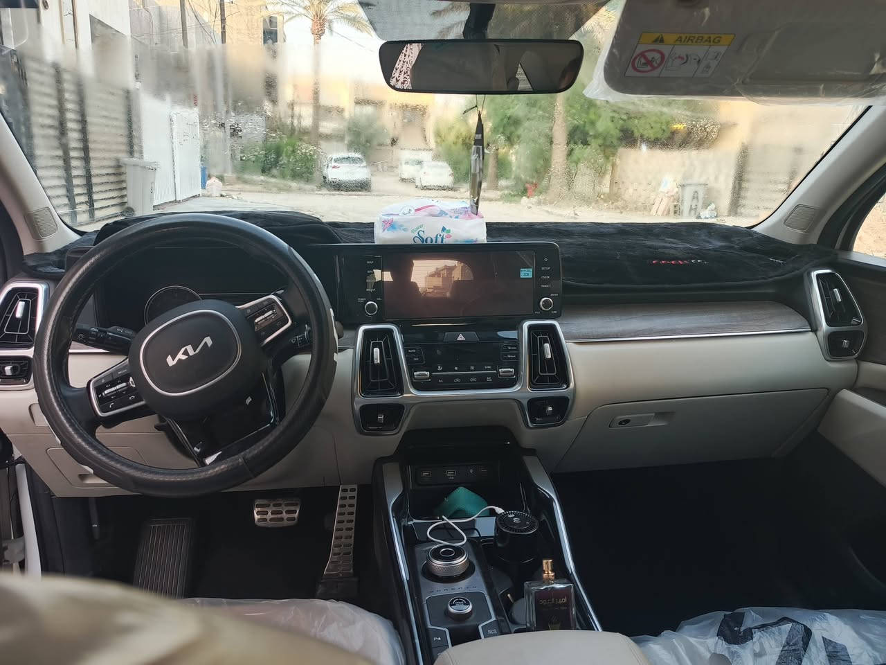 سورنتو موديل 2023 فول مواصفات عدة الدفع رباعي خليجي مكفول ماشية 37 رقم بغداد سعر 30000$تواصل خاص او ***********
