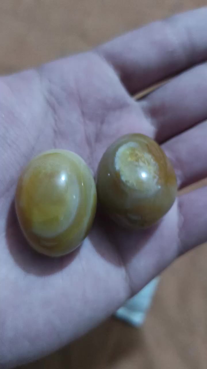 السلام عليكم
شباب قسم بالله الكريم 
احلامهن عبارة عن ف.. س.. اد شنو الوضع؟؟؟ 

ومستعد انطيهن ع الفحص خاف يجي واحد يعلق يكول تريد تبيعهن تعال ابيعهن الك ع التجربة ما عجبنك رجعهن لان خبلني اخير شي هسة ضميتهن عزلتهن

اللي يفتهم بيهن يتصل بية وبعيني

***********
