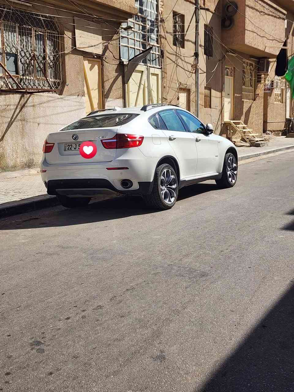 السلام عليكم 
BMW x6 2008 n54 
السياره عليها ادامه كامله باتري تاير جميع الزيوت نوزل بلك الخ ..
بلاديه ماكو جطل بدون مسج كل شيء يعمل بالسياره 
خليجيه بدون حادث 
بأسمي رقم شمالي 
معروفه المواصفات الخليجيه 
*********** متاح واتساب ايضا
