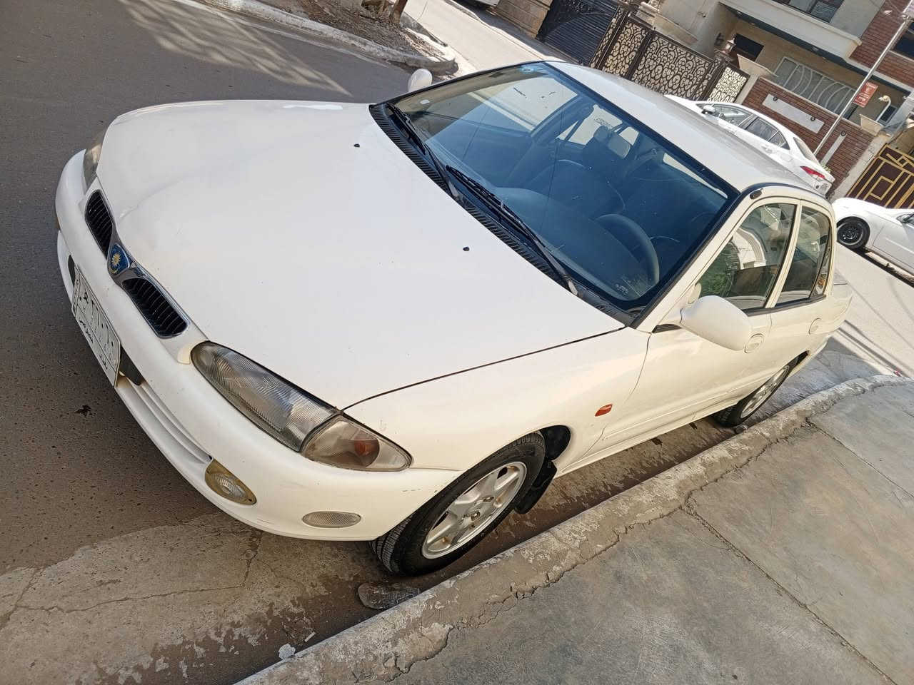 السلام عليكم
للبيع بروتون ويرا 2005 لون ابيض رقم بغداد
بأسمي نظيفه جدآ بلاديه بدون ضربه او صبغ
وكل شي بيها شغال
تفحص وين ميعجبك
السعر 60 ورقه وبيها مجال 
عنواني بغداد الكرخ نفق الشرطة حي حطين 
***********
