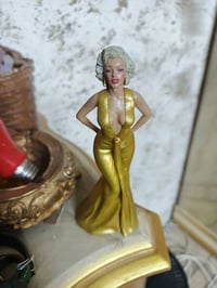 مارلين مونرو • جديده • قفلها