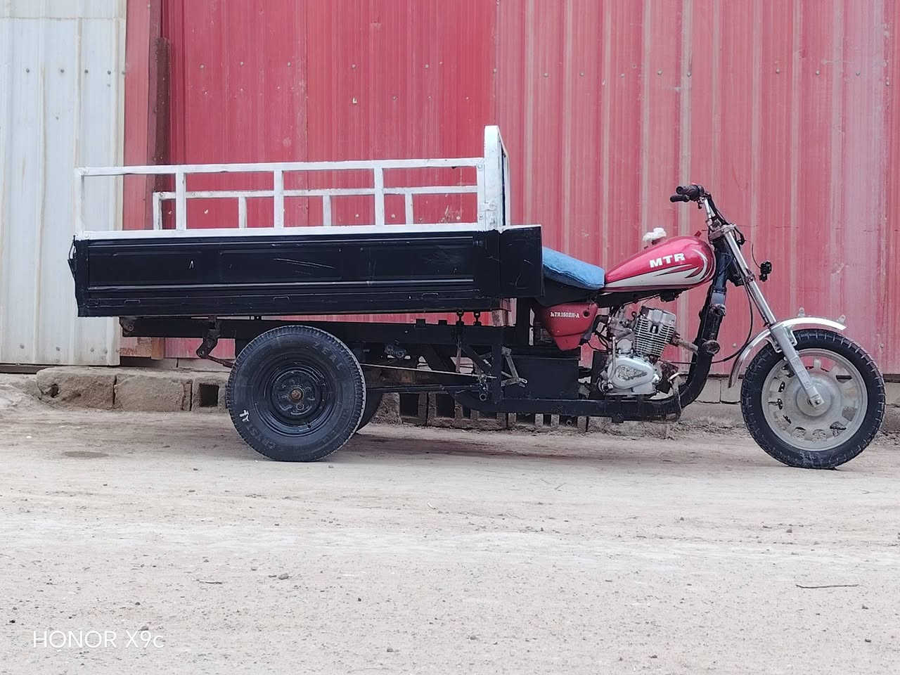 للبيع700
***********
