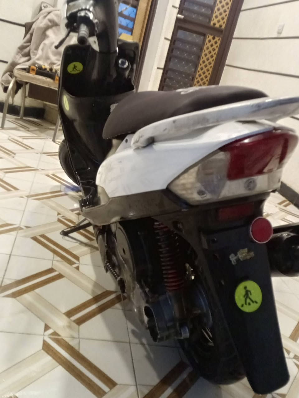 للبيع ماكس عدله
ماكس عدله بوشه 55 لا تنقيص ولا تبخير
كفرات بلاديه 
سوادات بلاديه 
الدراجه خير من الله مكينه كهربائيات شغاله ما عدى الأشاير ينرادلهن فيش 
تجي تفحص وتشوف 
نقوصات بيها بس واقيه مال تاير خلفي + كفر هندر السواد 
سلف  فحمات واكفه هندر نص نكره بكل وقت تجي تفحص وتشوف 
السعر 450 بيها مجال حك الجيه 
مكاني بغداد الدوره الرقم بي واتساب ***********
