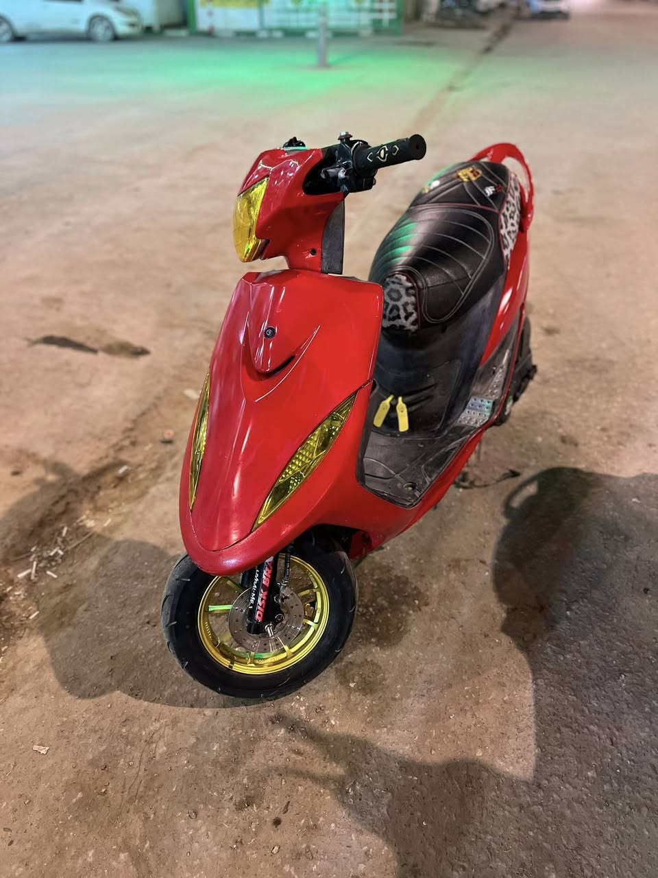 سلام عليكم دراجه ماكس عدله 👺❤نريد مراوس ب بوليس مسطره بيضه او زركه وحسب القناعه متواجد ع نت او اتصال ***********
