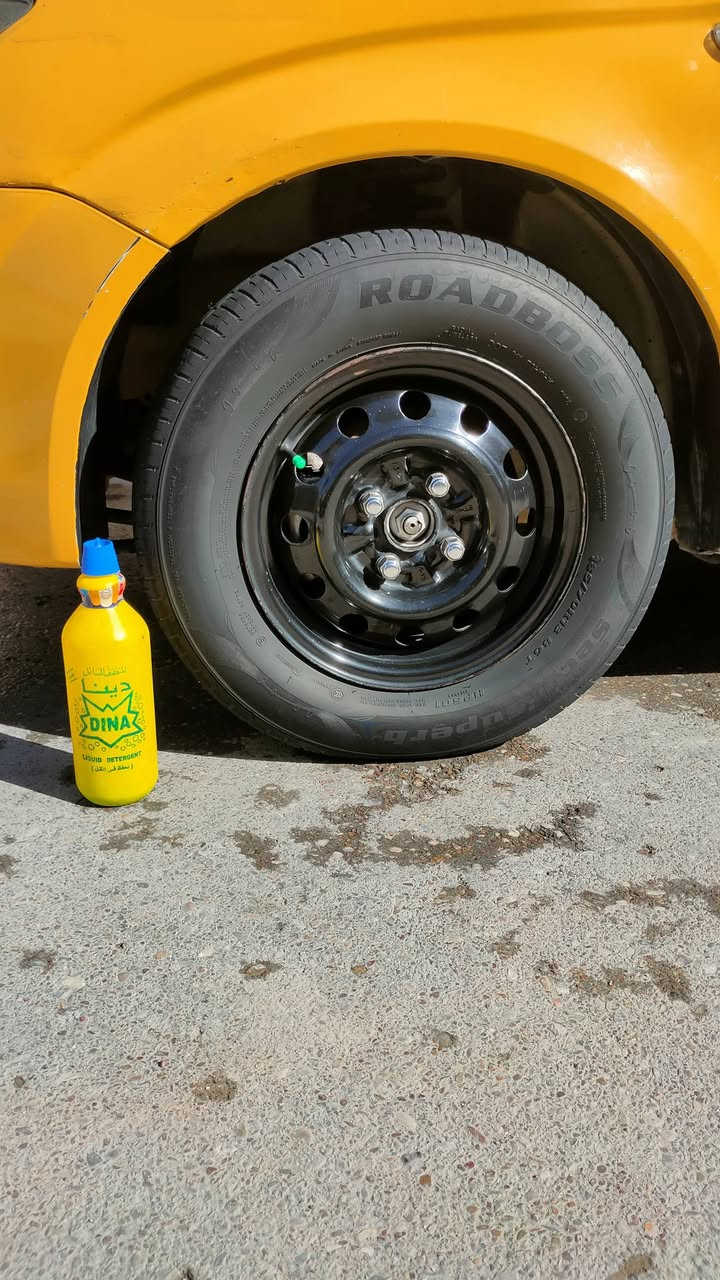 سلام عليكم طيبه موديل 2015استلام شركه كير مكينه جديد تبريد خير من الله شاشه تخم تاير  لايت عالي زنون السيارة مداريه السعر 45 وبيه مجال بغداد الامين ***********او***********
