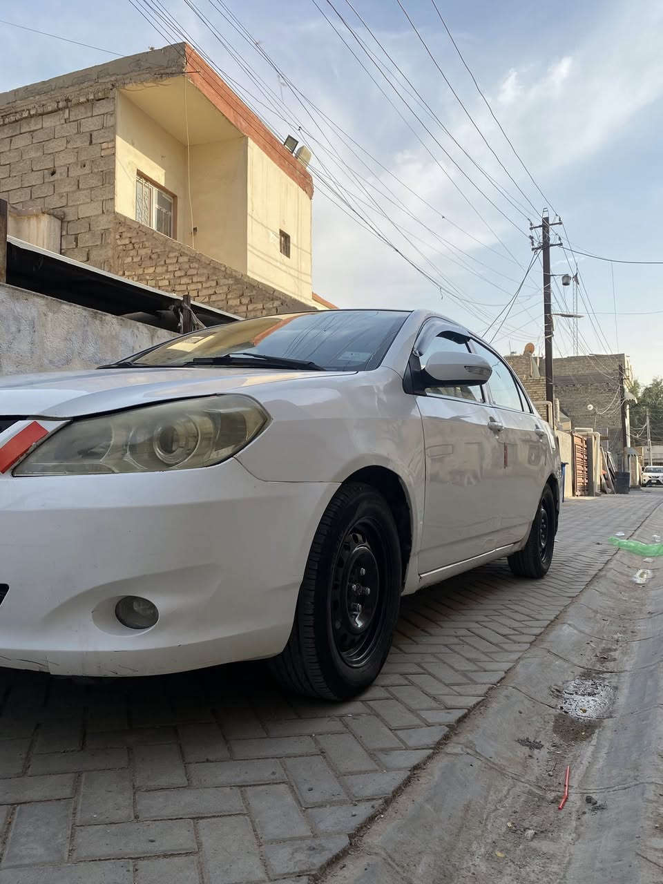 سياره لبيع لعنوان زعفرانيه واستفسار عل رقم ***********
