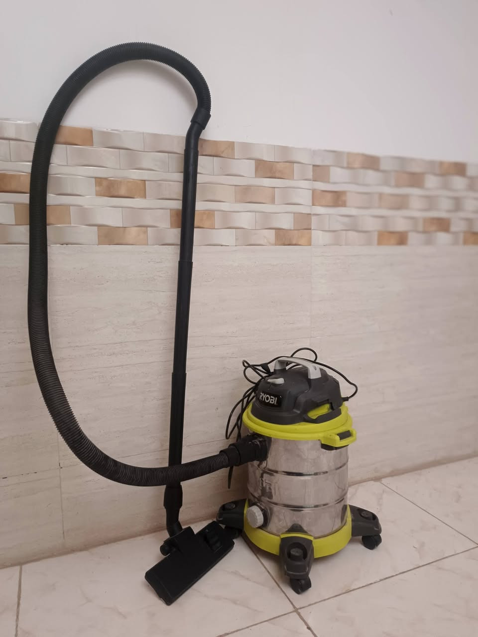 للبيع


**إذا كنت صاحب هذا الإعلان وتريد حذفه لأي سبب، رجاءا أرسل رسالة إلى الدعم الفني**