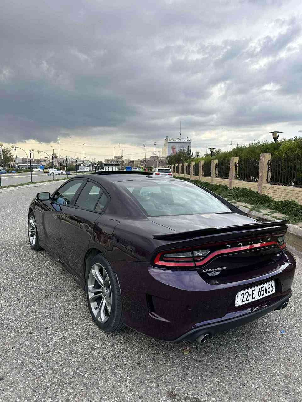 DODGE CHARGER GT  2021 
للبيـع: دوج جارجر لون عنابي GT 2021 
وارد خليجي وكالـة هارلـم 
الضرر : صبغ طرف السكن بسبب شخط بدون دواخل بدون ايرباك ورقه مال فحص كذلك موجوده
قراءة العداد : 65 الف ميل 
رقم اربيل كاملة من الهزة والبراد والسنوية 
 
🔴السعـر : 272  
مواصفات : 
المحرك v6*
رادار امامي*
رادار جانبي *
* ويل قياس 20 
* ستيرن رياضي .
* نقطة عمياء .
* مصابيح أمامية زنون .
* كشافات الضباب زنون .
* المصابيح الأمامية مع LED .
* حساسات .
* شاشه كبيرة مع نظام ملاحة نفكيشن GPS.
* الشاشة مع اويشنات .
* سستم صوت الپاين .
* فتحت سقف (سلايد) .
* مقاعد أمامية كهربائية عدد 2 .
* ذاكرة لحفظ وضعيات الجلوس (ميموري) .
* مقاعد أمامية تبريد وتدفئة .
* مقاعد خلفية تدفئة .
* تشغيل عن بعد .
* ستيرن كهربائي .
* تدفئة ستيرن .
* محدد سرعة .
تلفون بلوتوث .
* كاميرا خلفية .
* مرايا متحسسة للاضاءة العالية .
* كير شفتر بالستيرن
مكان السيارة كركوك 🌹 وبيها دفتر بنزين  للتواصل *********** كركوك, العراق
