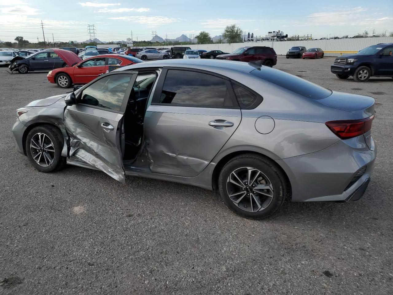 فورتي 2024
السعر مصلح بدون كمرك واصل ميناء: 105$
الحادث موضح بالصور
بالامكان دخول السياره على كتاب الشهداء

"موسكو للمزادات واستيراد السيارات"
(كربلاء ، المعارض كربلاء الحديثه ، خلف مستشفى الكفيل ، رقم المعرض 42 )
ولدينا وكلاء جميع محافظات العراق
 اتصال او واتساب :
جعفر السلامي اتصال (***********)
واتساب (***********)

رابط كروب الواتساب

https://chat.whatsapp.com/FdVBm3cszLE1X15UUazIh6?s=cl&p=i&mlu=0&ilr=0
