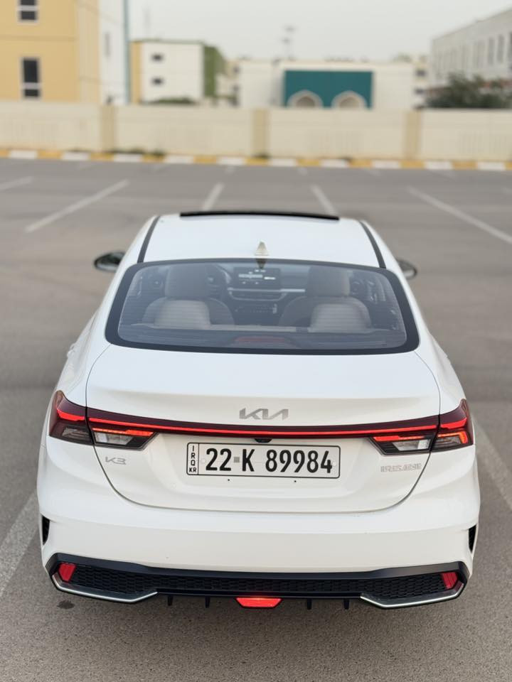 السلام عليكم
كيا كي ثري K3 موديل 2022 

الي تجي فول  مواصفات تحكم ستيرن كامل سلايد فتحة 

.

محرك 1500 دبل نوزل كير 8 نمر 

 ماشية 80 الف 

 

🔴المواصفات 

✅️فتحة

✅️شاشه كامرة 

✅️تبريد قطعتين + لمس

✅️تحكم ستيرن جهتين 

✅كروز ️مثبت سرعة 

✅️بصمه أبواب و بصمه تشغيل

✅️شاحن واير لس 

✅️شاحن تايب سي شحن سريع 

✅️كير طياره 

✅️يدات نيكل 

✅️شاشه بالكير

✅️لايت لد زينون 3 عدسات متحركة + الخلفي هم لد متصل 

✅ أشاير لكزس️ متحركة 

✅المري الجانبية بيها ️اشاير + هيترات 

✅️كشنات جلد أبيض وليس أسود 

✅️سايد بريك بصمة

✅️أوتو هولد (auto hold)

✅️درايف مود 4 وضعيات

✅️(sport+eco+smart+comfort)

شاشة عداد دجتل 

وبيها بعد مواصفات 

    

 📌 المكان-(بغداد)

***********

السعر 135 وبيها مجال
