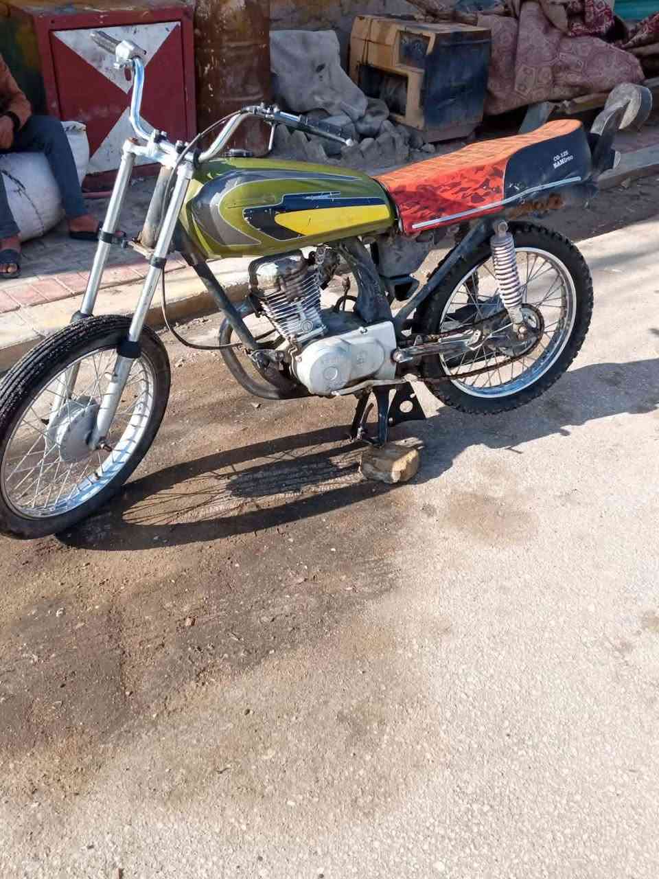 #للبيع 
اربعه كير كلك مكفوله من السرقه 
الدراجه متروكه محركه كايم عايزه بس تجفيت 
السعر 130وبيه مجال 
#كربلاء


**إذا كنت صاحب هذا الإعلان وتريد حذفه لأي سبب، رجاءا أرسل رسالة إلى الدعم الفني**