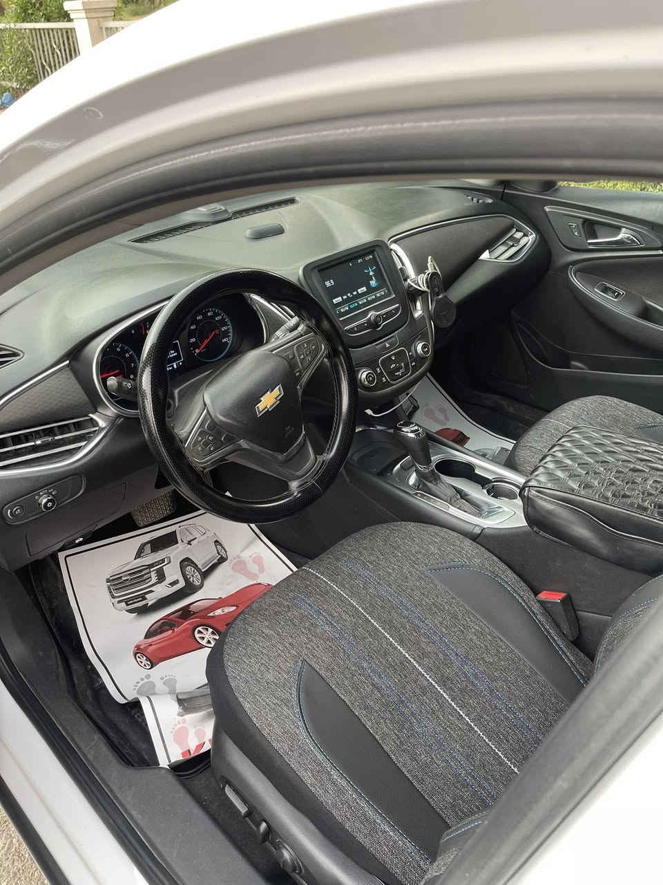 ⸻
🚗 Chevrolet Malibu 2018 للبيع

🔹 محرك 1500 تيربو
🔹 فول مواصفات
🔹 بدون فتحة سقف
🔹 ضرر خفيف (مبين بالصور)
🔹 بدون ايرباغ

💰 السعر: 76 ورقة (قابل للتفاوض)

📞 للاستفسار:
***********
