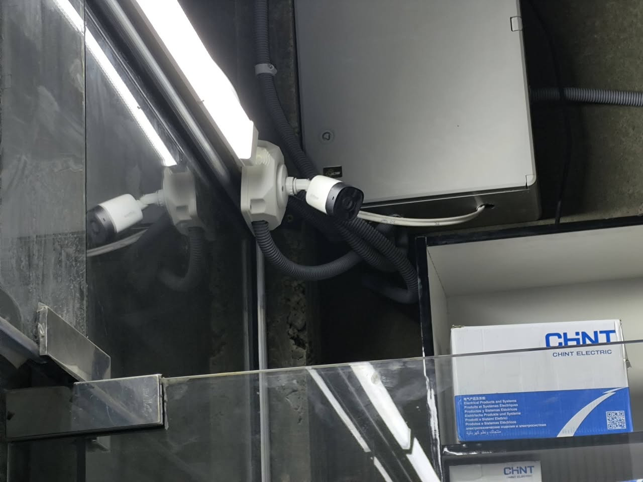 انتبه الاصلي وليس تقليد

مكتب عين الحياة ملاذكم الأمن 
نظام السستم  دهوا الاصلي ضمان سنه 

عمل اليوم 
تم تجهيز وتنصيب كامرات مراقبة إلى وكيل شركة mts الطاقة الشمسية 

***********

عين الحياة لكامرات المراقبة والحاسبات وأجهزة للانذار
