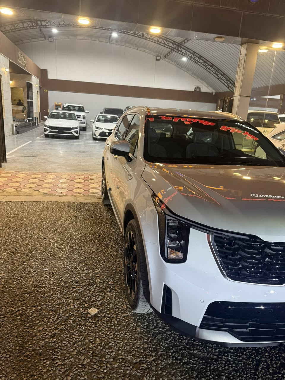 سورنتو للبيع 26 مديل ماشيه الفً فقط رقم بغداد  مامتواجد عل فيس السياره بسمي ***********
